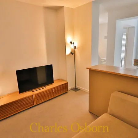 Tadacorbu - Apt Renove 3*, Calme En Centre-ville Apartment *