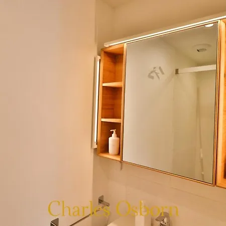 Tadacorbu - Apt Renove 3*, Calme En Centre-ville Apartment *
